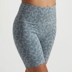 Varley Let's Move Short Grey  Blue Print High Rise Biker Large 7 Inch Inseam